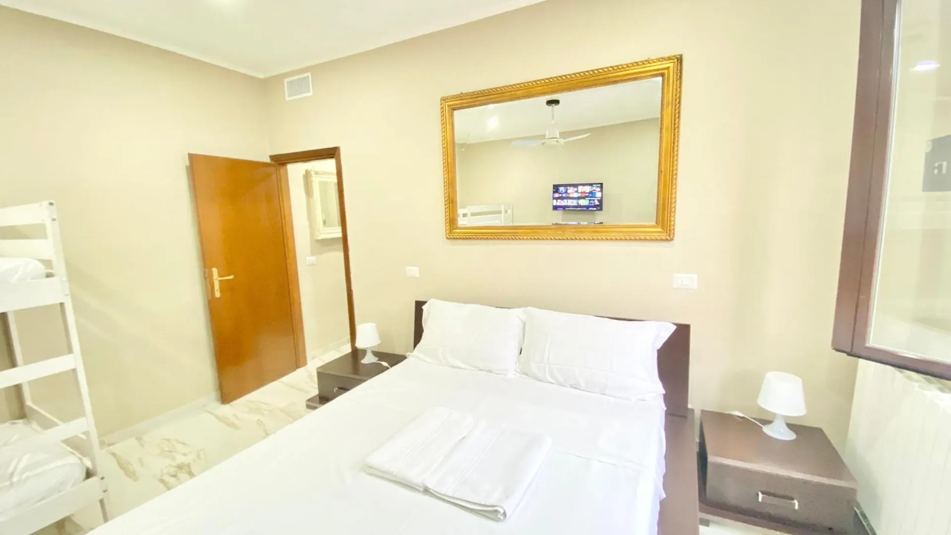 Moderno Apartment Linate San Donato Mediolan