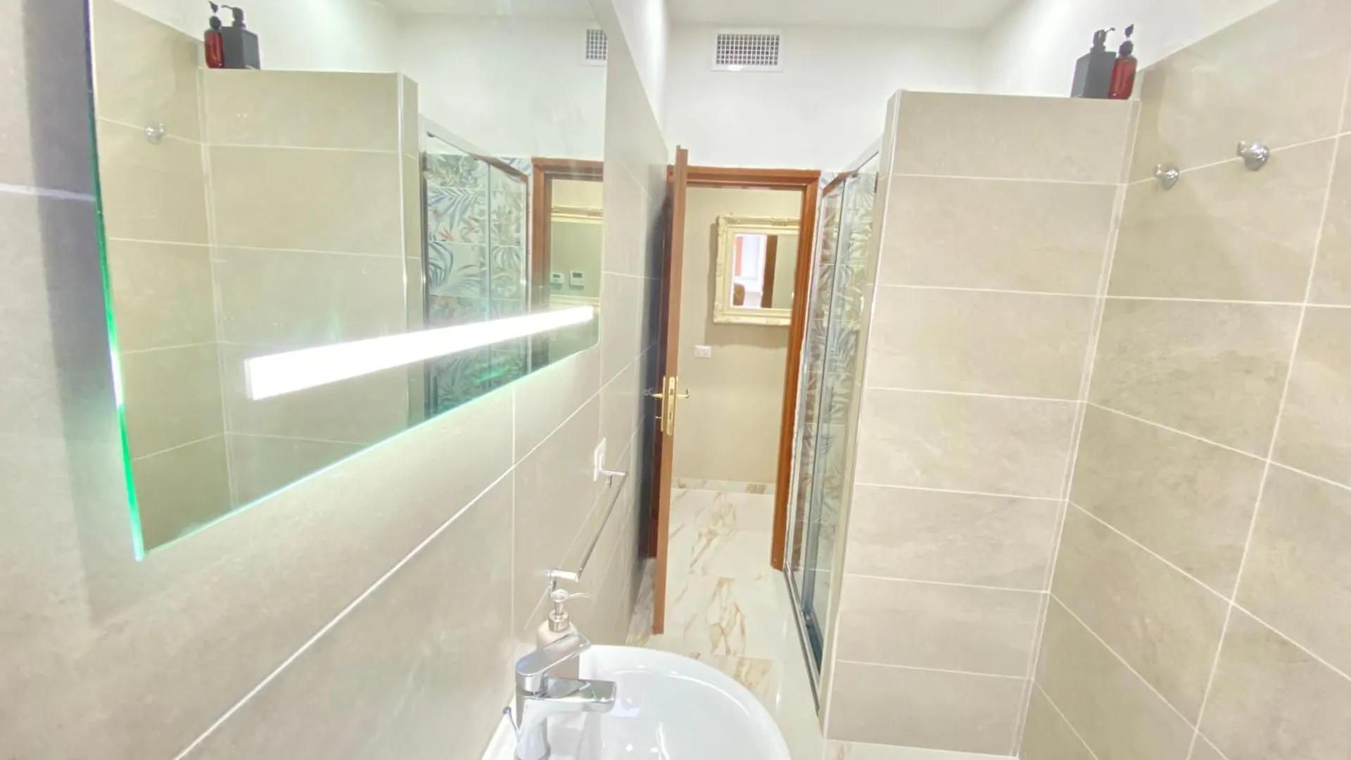 Moderno Apartment Linate San Donato Milan Italy